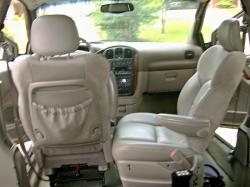 2002 Chrysler Town and Country #11