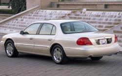 2002 Lincoln Continental #3