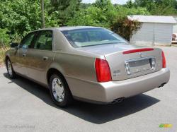 2004 Cadillac DeVille #16