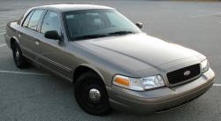 2004 Ford Crown Victoria #13