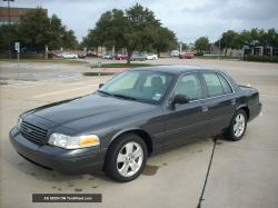 2004 Ford Crown Victoria #18