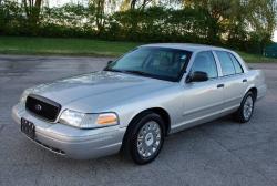 2004 Ford Crown Victoria #20