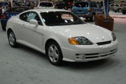 2004 Hyundai Tiburon #19