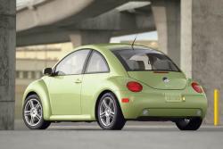 2004 Volkswagen New Beetle #14