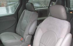 2004 Chrysler Town and Country #6