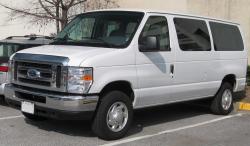 2005 Ford Econoline Wagon