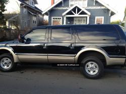 2005 Ford Excursion #19
