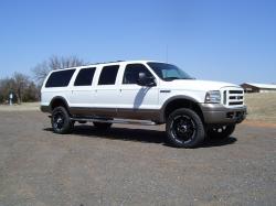 2005 Ford Excursion #11