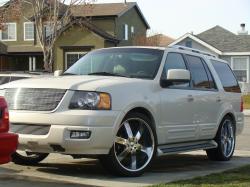 2005 Ford Expedition #10