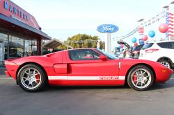 2005 Ford GT #12
