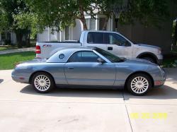 2005 Ford Thunderbird #20