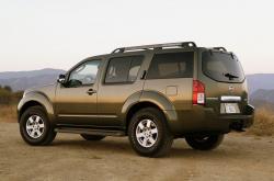 2005 Nissan Pathfinder #10