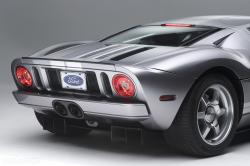 2006 Ford GT #10