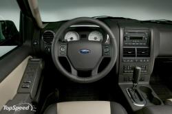 2007 Ford Explorer #10
