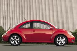 2007 Volkswagen New Beetle #8