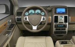 2009 Chrysler Town and Country #8