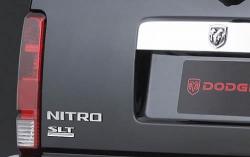 2009 Dodge Nitro #9