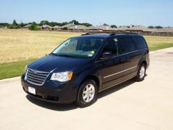 2009 Chrysler Town and Country #13