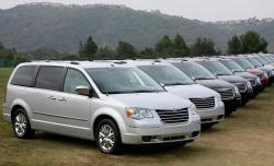 2009 Chrysler Town and Country #11