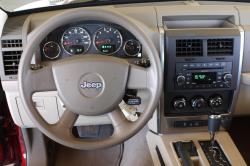 2010 Jeep Liberty #19