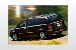 2010 Chrysler Town and Country #2