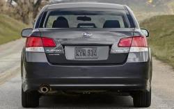 2010 Subaru Legacy #8