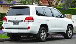 2011 Toyota Land Cruiser #18