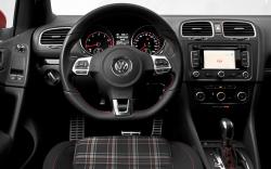 2011 Volkswagen GTI #13