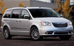 2011 Chrysler Town and Country #3