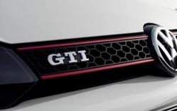 2011 Volkswagen GTI #9