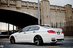 2012 BMW 5 Series #10