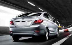 2012 Hyundai Accent #15
