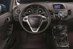 2013 Ford Fiesta #15