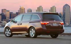 2013 Honda Odyssey #12