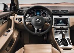 2013 Volkswagen Passat #17