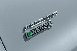 2013 Ford Fusion Energi #9