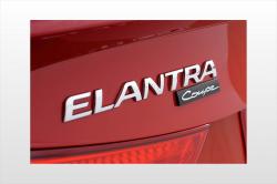 2013 Hyundai Elantra Coupe #9