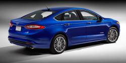 2014 Ford Fusion Hybrid #11