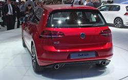 2014 Volkswagen GTI #19