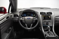 2015 Ford Fusion Energi #9