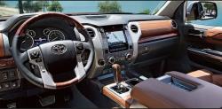 2015 Toyota Land Cruiser #11
