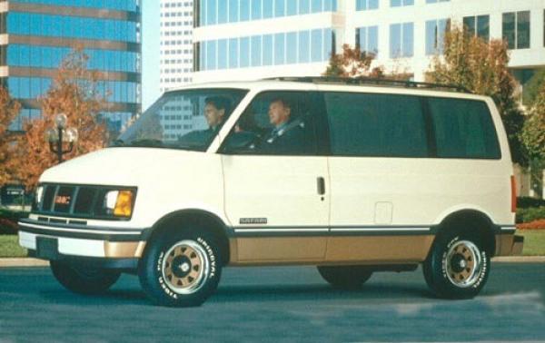 1990 GMC Safari #1