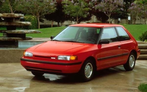 1990 Mazda 323 #1