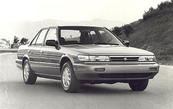1990 Nissan Stanza #1