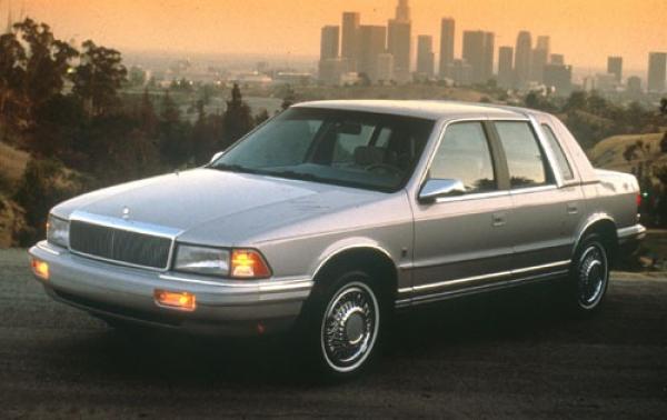 1990 Chrysler Le Baron #1
