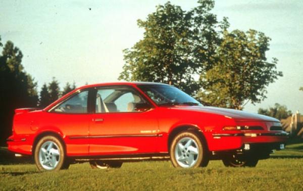 1990 Pontiac Sunbird #1