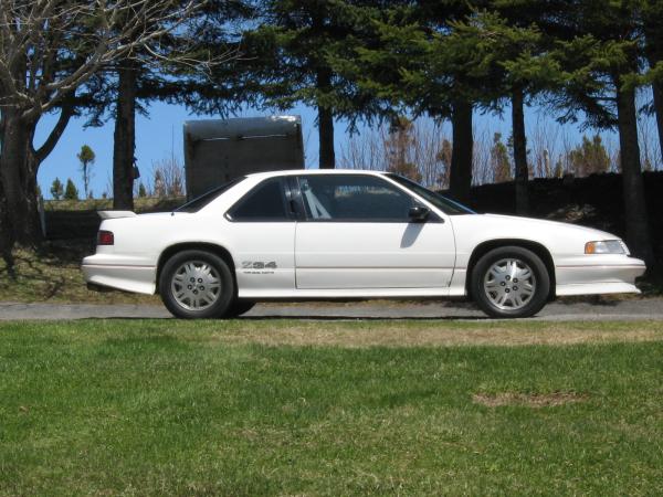 1992 Chevrolet Lumina #1