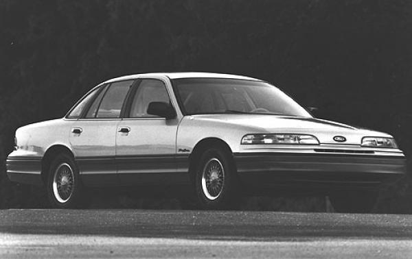 1992 Ford Crown Victoria #1