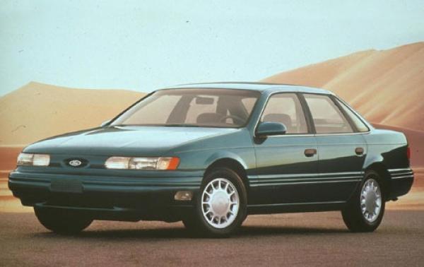 1992 Ford Taurus #1