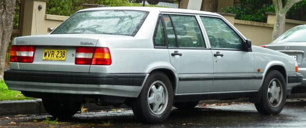 1993 Volvo 940 #1